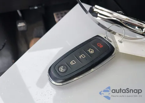 2013 Ford Taurus Sel z USA, uszkodzony, nr VIN 1FAHP2E80DG220654